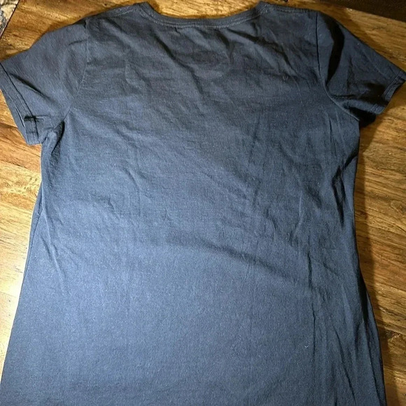 Yellowstone Official Don’t Make Me Go Beth Dutton On You T-Shirt Size LG - Picture 6 of 6